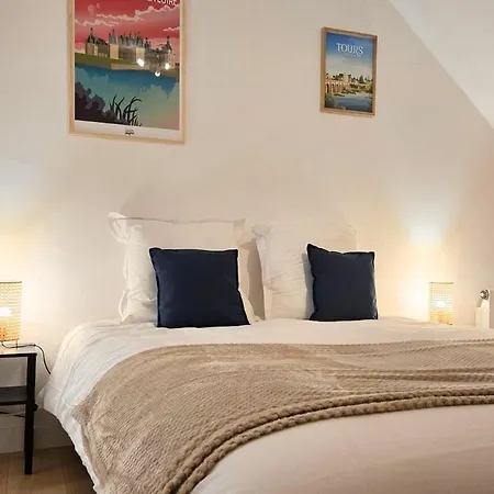 Vue Unique Sur Le Chateau De アパート *